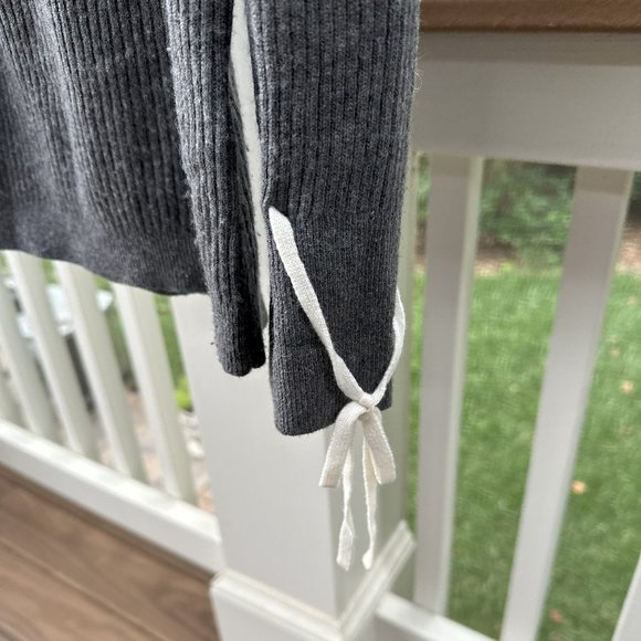 Banana Republic Merino Cashmere Blend Sweater - Italian Yarn by Filpucci Sweater - Picture 8 of 10